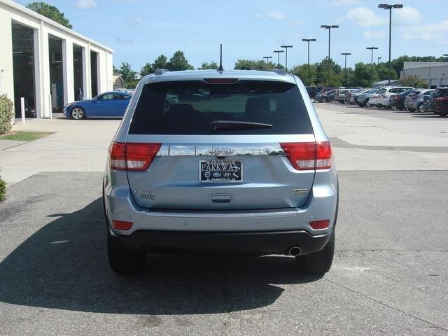 2012 Jeep Grand Cherokee SLT 25