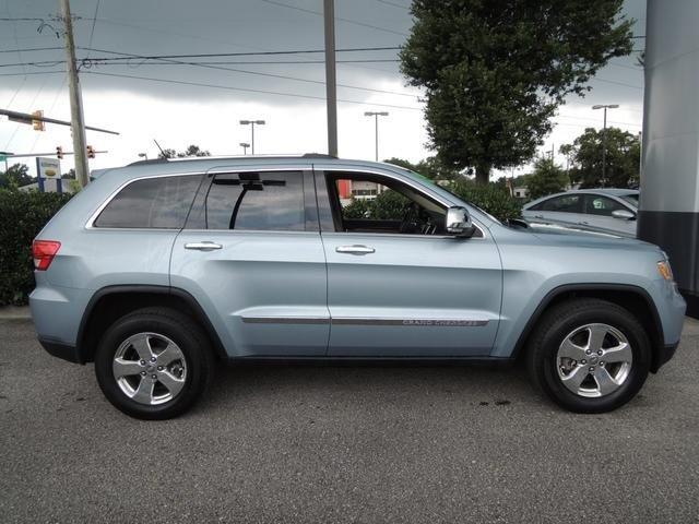 2012 Jeep Grand Cherokee SLT 25