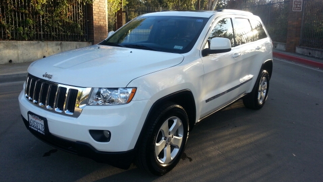 2012 Jeep Grand Cherokee Sedan 4dr