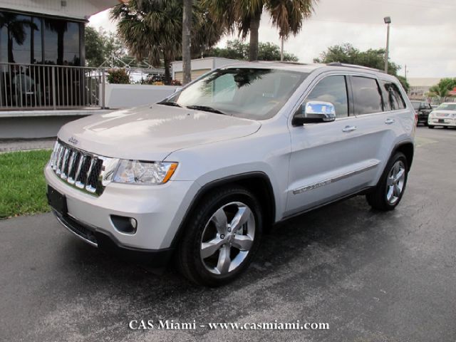 2012 Jeep Grand Cherokee 2.4i Sedan