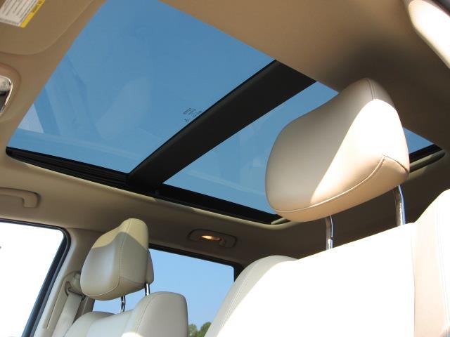 2013 Jeep Grand Cherokee SLT 25