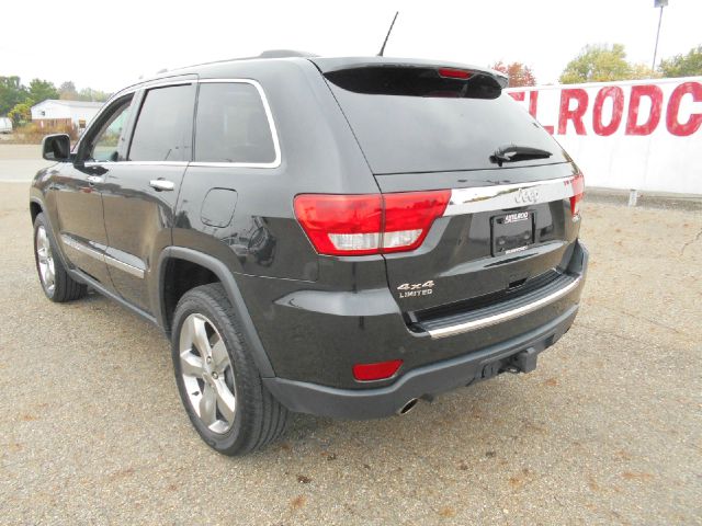 2013 Jeep Grand Cherokee Super