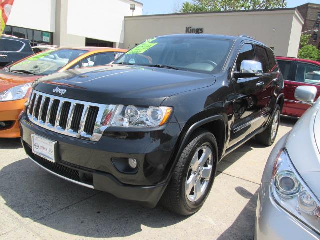 2013 Jeep Grand Cherokee LS Flex Fuel 4x4 This Is One Of Our Best Bargains