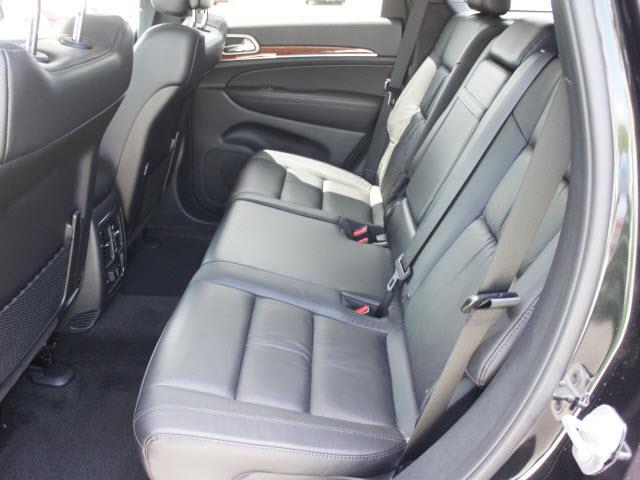 2013 Jeep Grand Cherokee SLT 25