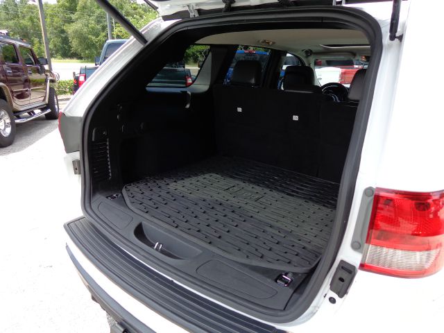 2013 Jeep Grand Cherokee CREW CAB RTL W/leather