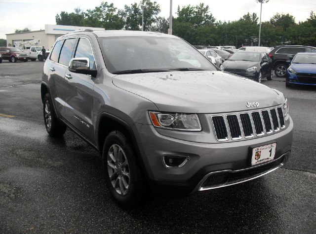 2014 Jeep Grand Cherokee SLT 25