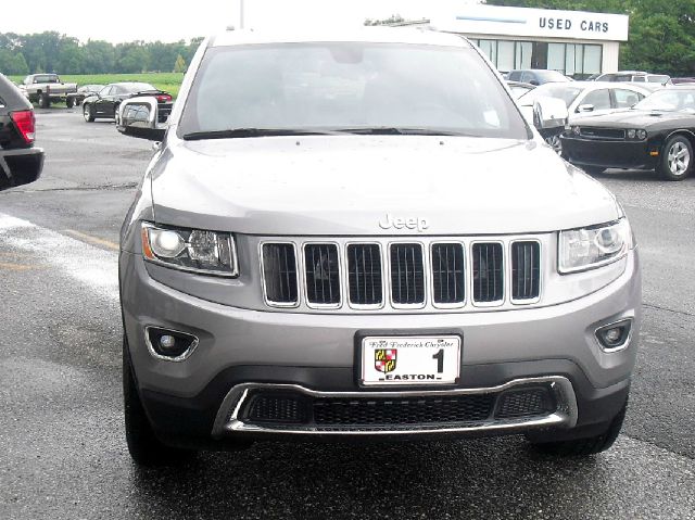 2014 Jeep Grand Cherokee SLT 25