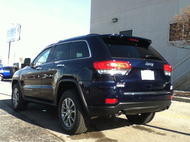 2014 Jeep Grand Cherokee SLT 25