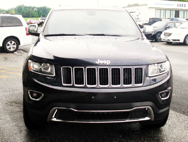 2014 Jeep Grand Cherokee SLT 25