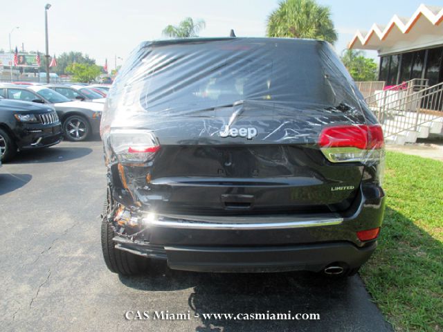 2014 Jeep Grand Cherokee LS Flex Fuel 4x4 This Is One Of Our Best Bargains