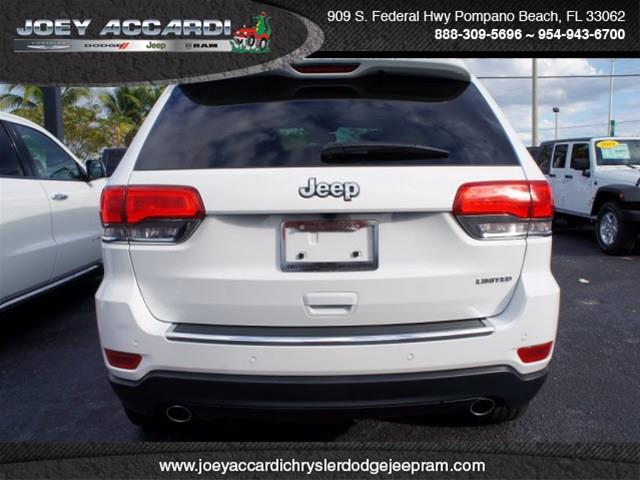 2014 Jeep Grand Cherokee 2009 Hyundai SE