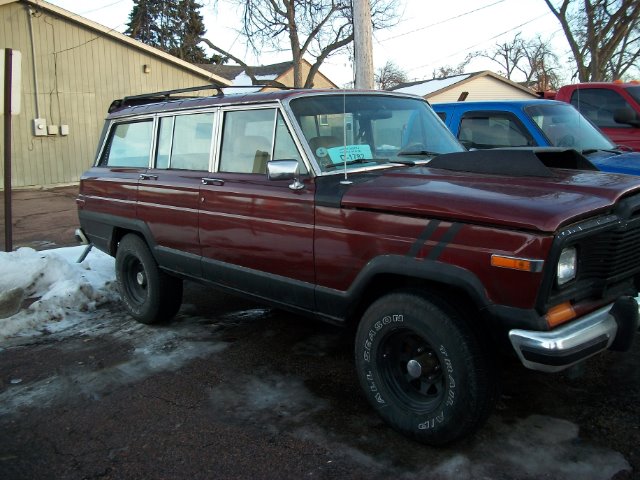 1984 Jeep Grand Wagoneer Unknown