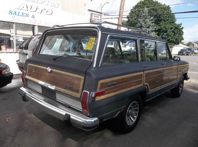 1990 Jeep Grand Wagoneer Ram 3500 Diesel 2-WD