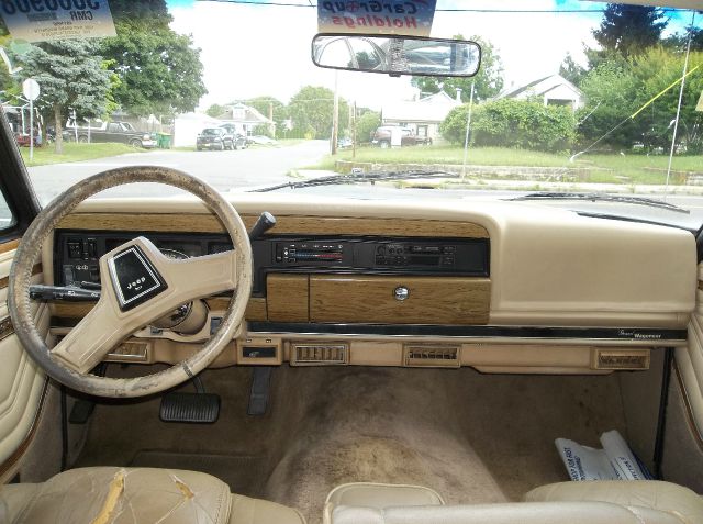 1990 Jeep Grand Wagoneer Ram 3500 Diesel 2-WD