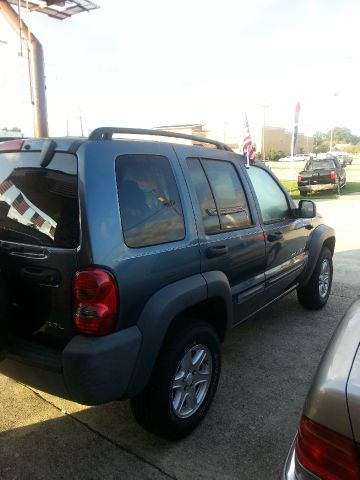2002 Jeep Liberty Extended Cab V8 LT W/1lt