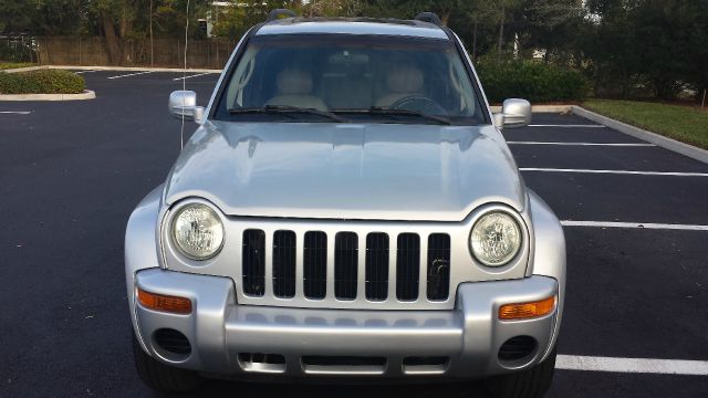 2002 Jeep Liberty SLT 25