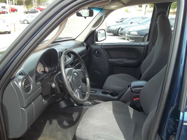 2003 Jeep Liberty Elk Conversion Van