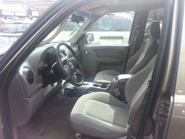 2003 Jeep Liberty Super