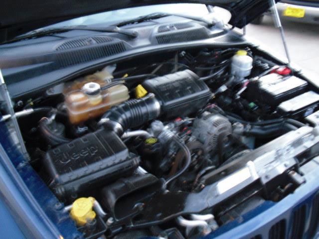 2003 Jeep Liberty SLT 25