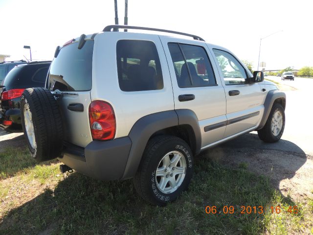 2003 Jeep Liberty Elk Conversion Van