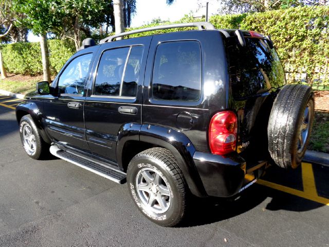 2003 Jeep Liberty Lariat Crew Cab 2WD Super Duty