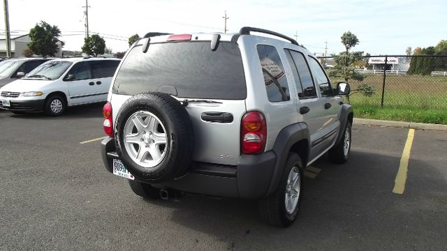 2003 Jeep Liberty Elk Conversion Van