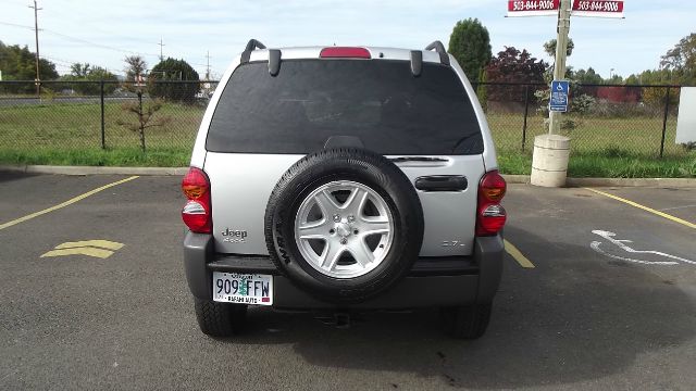 2003 Jeep Liberty Elk Conversion Van