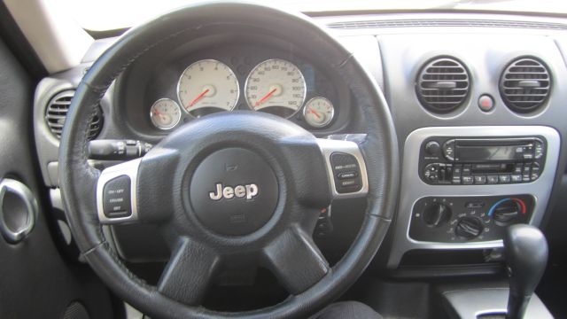 2003 Jeep Liberty Lariat Crew Cab 2WD Super Duty