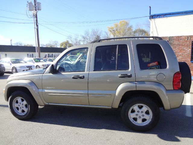 2004 Jeep Liberty Super