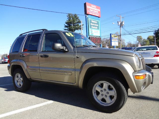 2004 Jeep Liberty Super