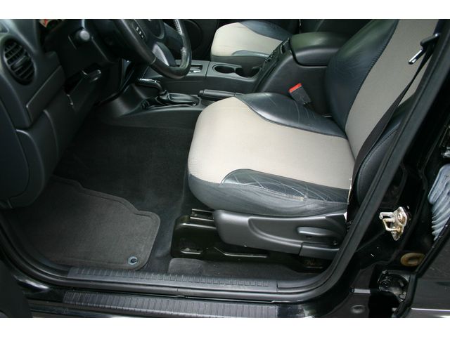 2004 Jeep Liberty AWD Ultimate