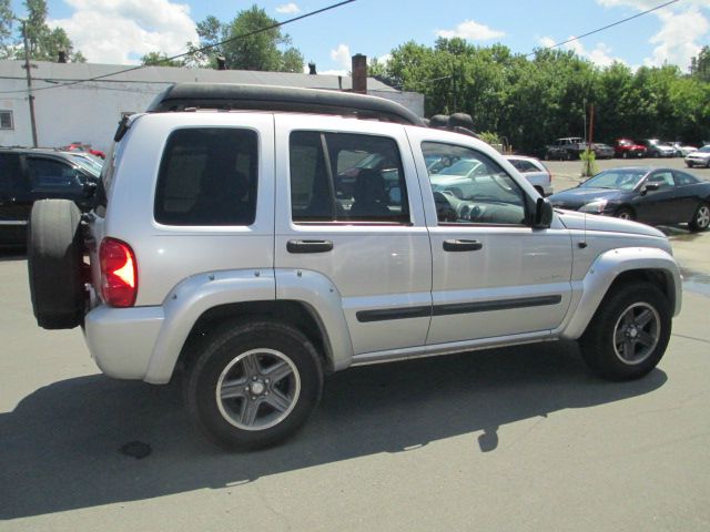 2004 Jeep Liberty Extended Sport Util 4D