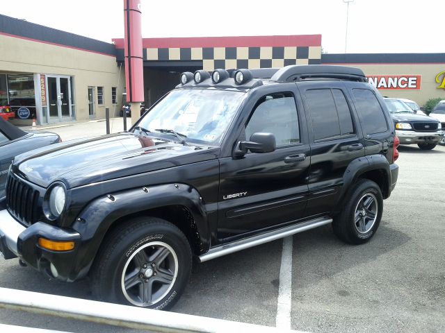 2004 Jeep Liberty Lariat Crew Cab 2WD Super Duty