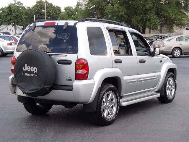 2004 Jeep Liberty SLT 25