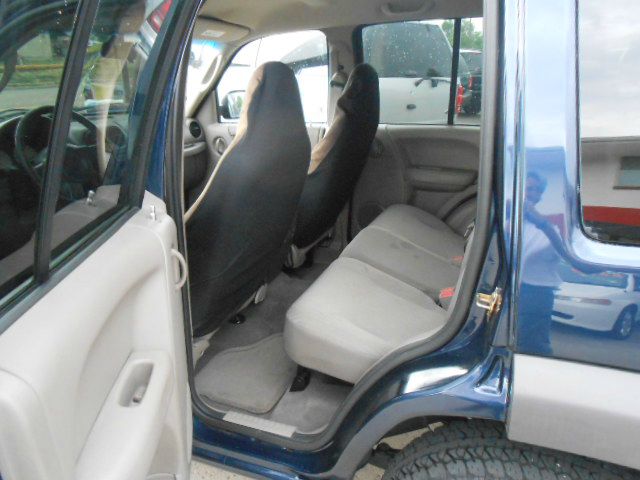 2004 Jeep Liberty Elk Conversion Van