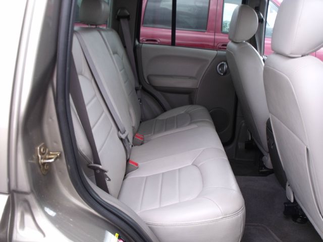 2004 Jeep Liberty Super