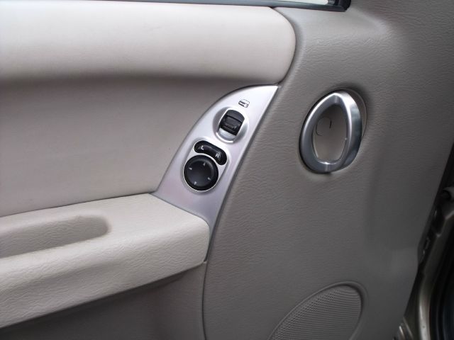 2004 Jeep Liberty Super