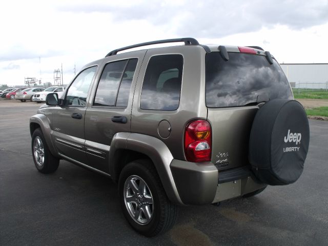 2004 Jeep Liberty Super