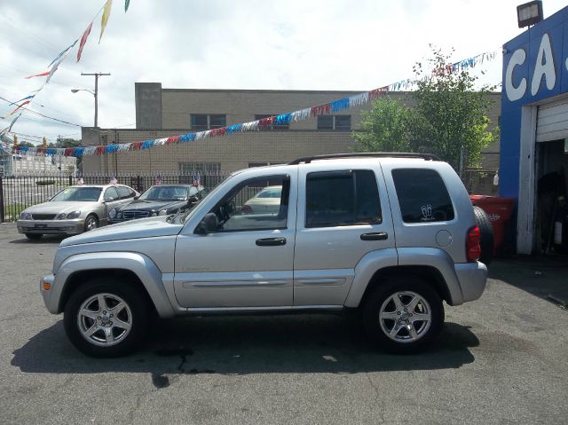2004 Jeep Liberty Super