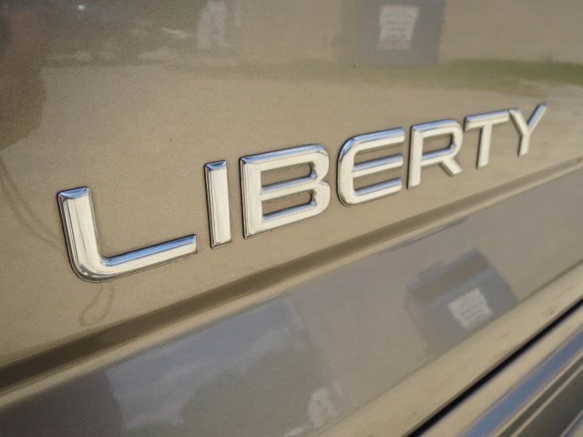 2004 Jeep Liberty Super