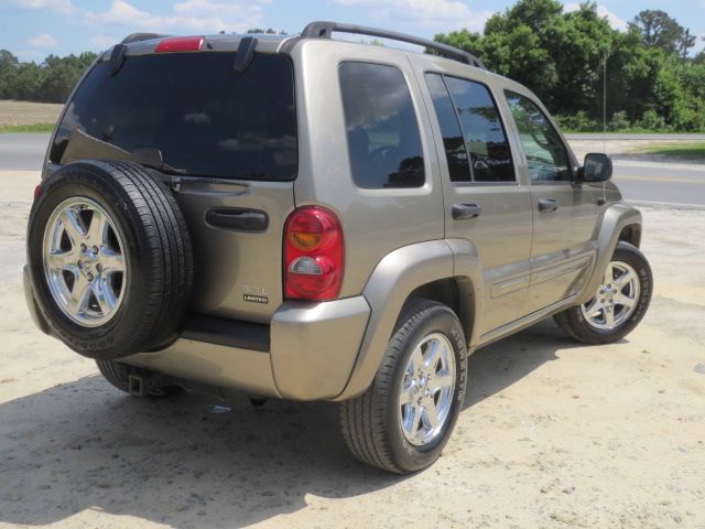 2004 Jeep Liberty Super