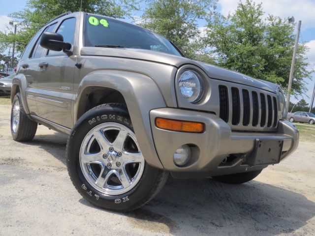 2004 Jeep Liberty Super