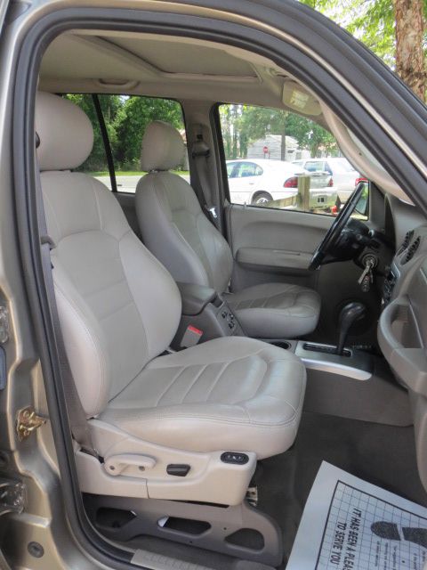 2004 Jeep Liberty Super