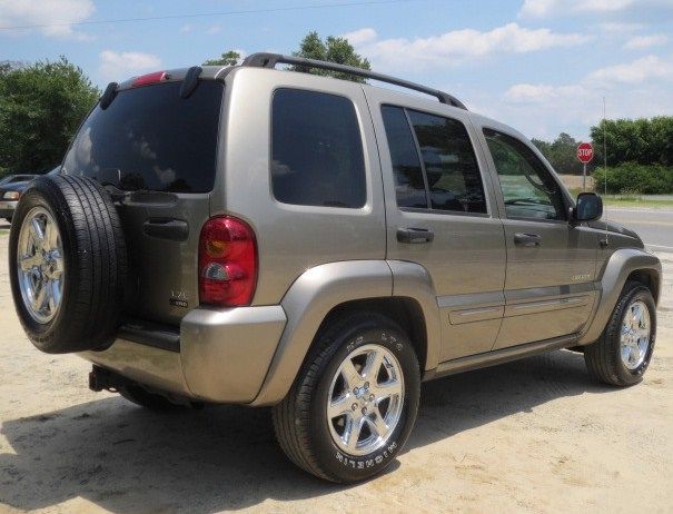 2004 Jeep Liberty Super