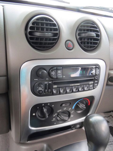 2004 Jeep Liberty Super