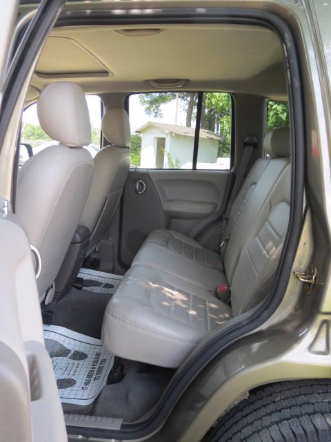 2004 Jeep Liberty Super