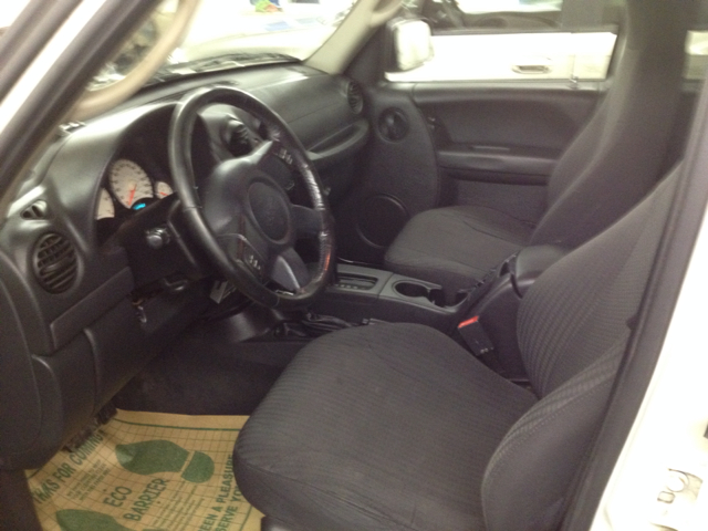 2004 Jeep Liberty AWD Ultimate