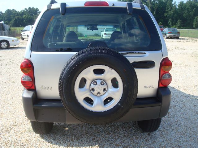 2004 Jeep Liberty Extended Cab V8 LT W/1lt