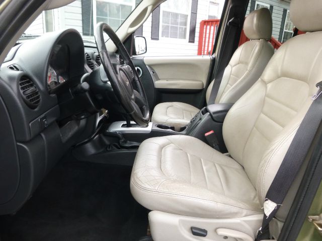 2004 Jeep Liberty Extended Sport Util 4D