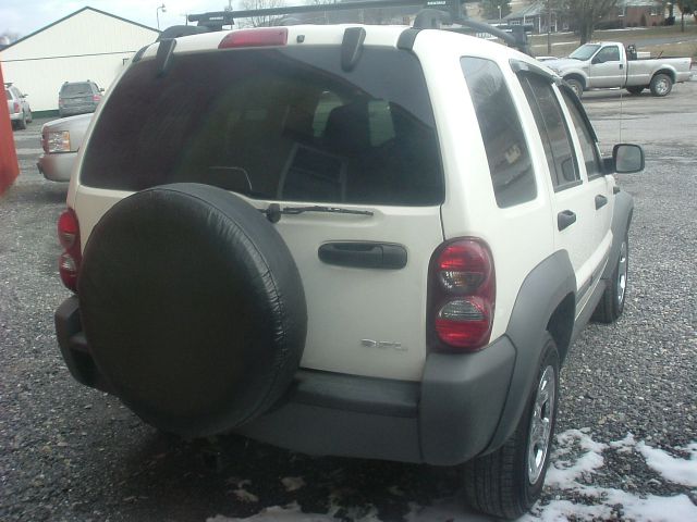 2005 Jeep Liberty Elk Conversion Van